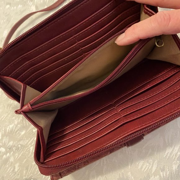 The Sak Mini Crossbody - Picture 3 of 3